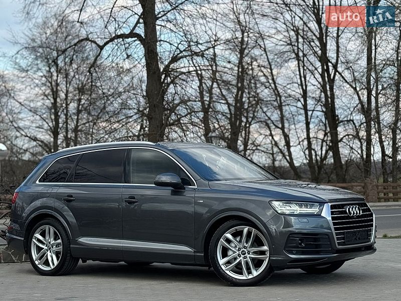 Внедорожник / Кроссовер Audi Q7 2017 в Дрогобыче