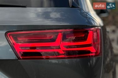 Внедорожник / Кроссовер Audi Q7 2017 в Дрогобыче