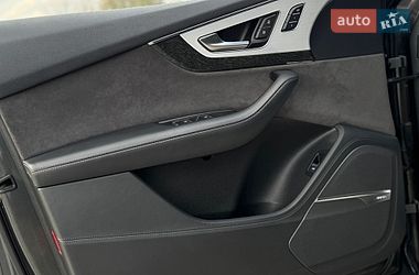 Внедорожник / Кроссовер Audi Q7 2017 в Дрогобыче