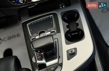 Внедорожник / Кроссовер Audi Q7 2017 в Дрогобыче