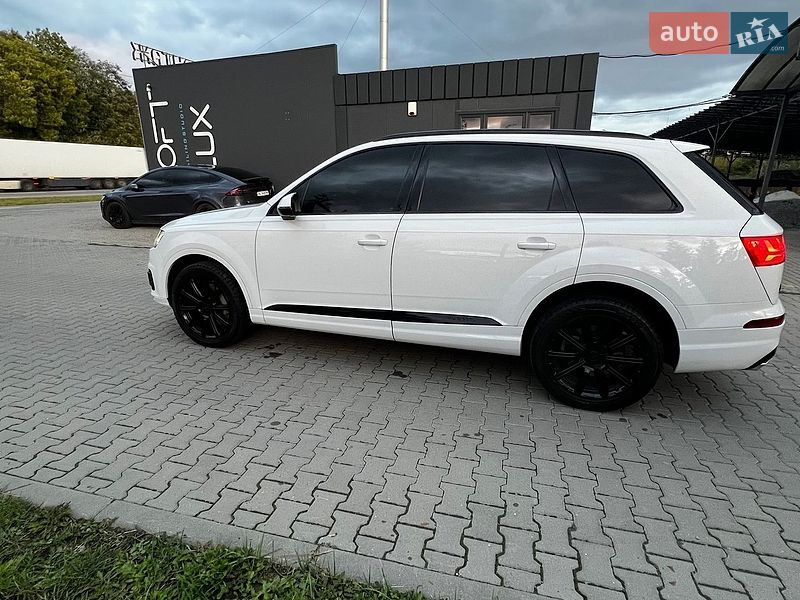 Внедорожник / Кроссовер Audi Q7 2017 в Львове