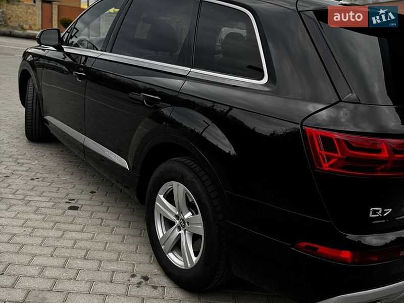 Внедорожник / Кроссовер Audi Q7 2018 в Виннице