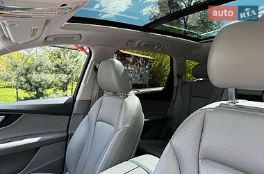 Позашляховик / Кросовер Audi Q7 2016 в Києві