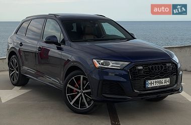 Позашляховик / Кросовер Audi Q7 2022 в Одесі