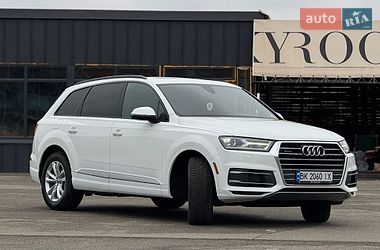 Внедорожник / Кроссовер Audi Q7 2017 в Киеве