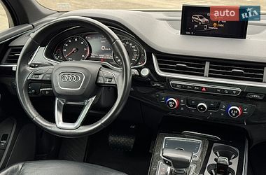 Внедорожник / Кроссовер Audi Q7 2017 в Киеве