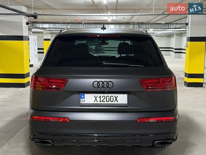 Позашляховик / Кросовер Audi Q7 2016 в Дніпрі