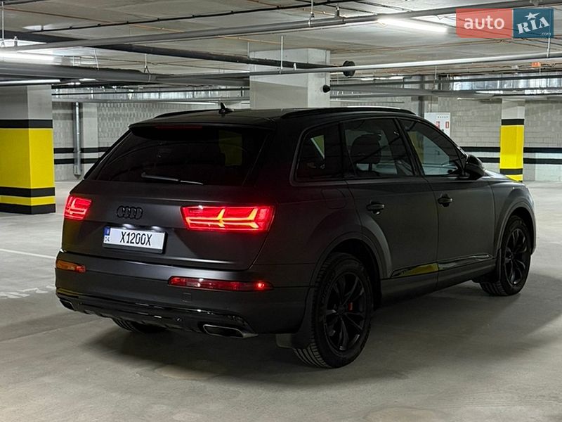 Позашляховик / Кросовер Audi Q7 2016 в Дніпрі
