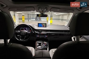 Позашляховик / Кросовер Audi Q7 2016 в Дніпрі