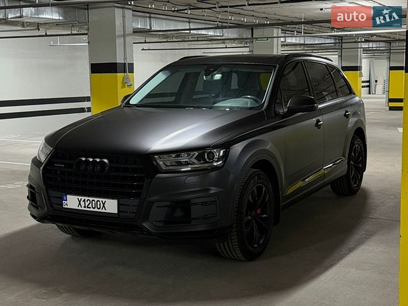 Позашляховик / Кросовер Audi Q7 2016 в Дніпрі