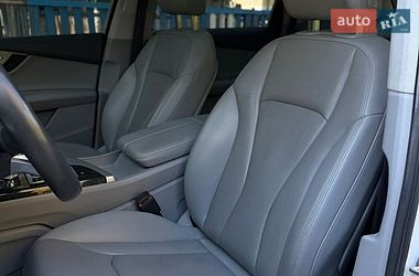 Внедорожник / Кроссовер Audi Q7 2018 в Киеве