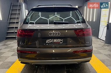 Внедорожник / Кроссовер Audi Q7 2016 в Киеве