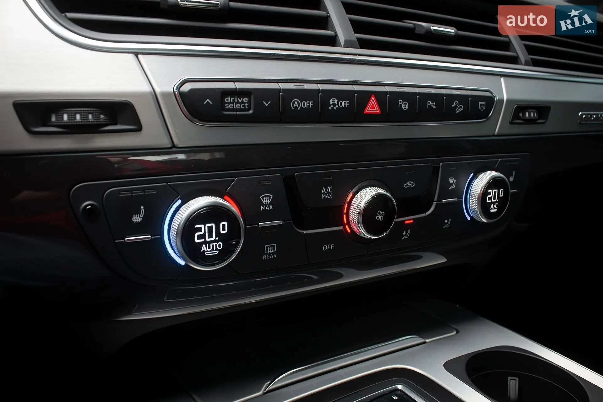 2019 Audi Q7 - мініатюра 18
