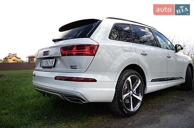 Внедорожник / Кроссовер Audi Q7 2017 в Полтаве