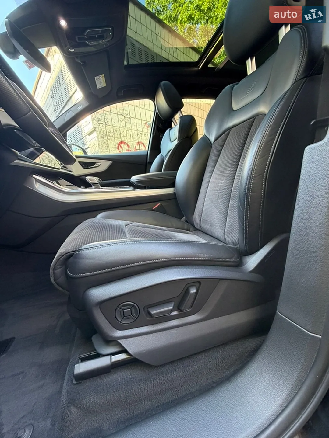 2019 Audi Q7 - мініатюра 9