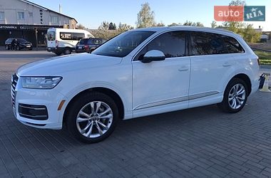 Внедорожник / Кроссовер Audi Q7 2017 в Сокале