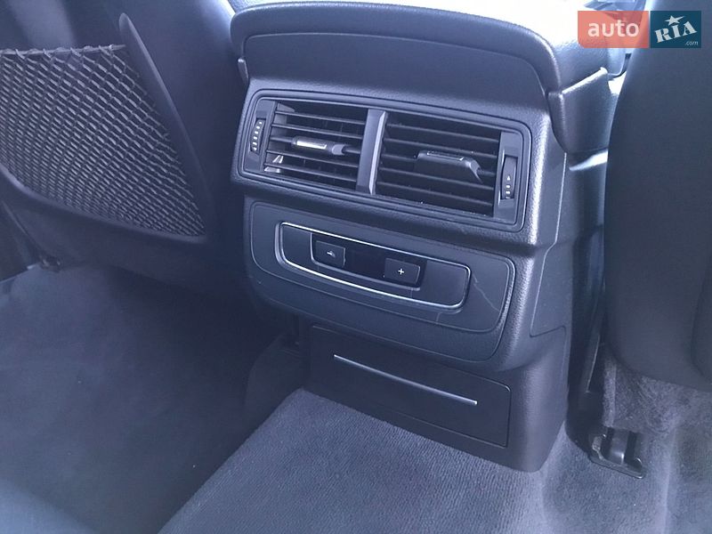 Внедорожник / Кроссовер Audi Q7 2017 в Сокале