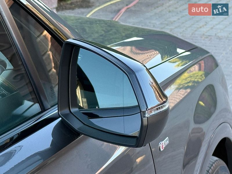 Позашляховик / Кросовер Audi Q7 2018 в Рівному