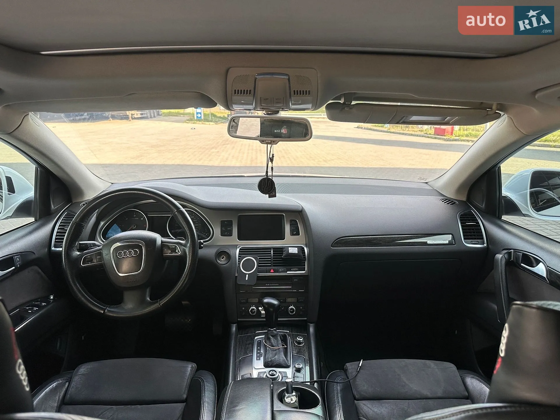 2010 Audi Q7 - мініатюра 12