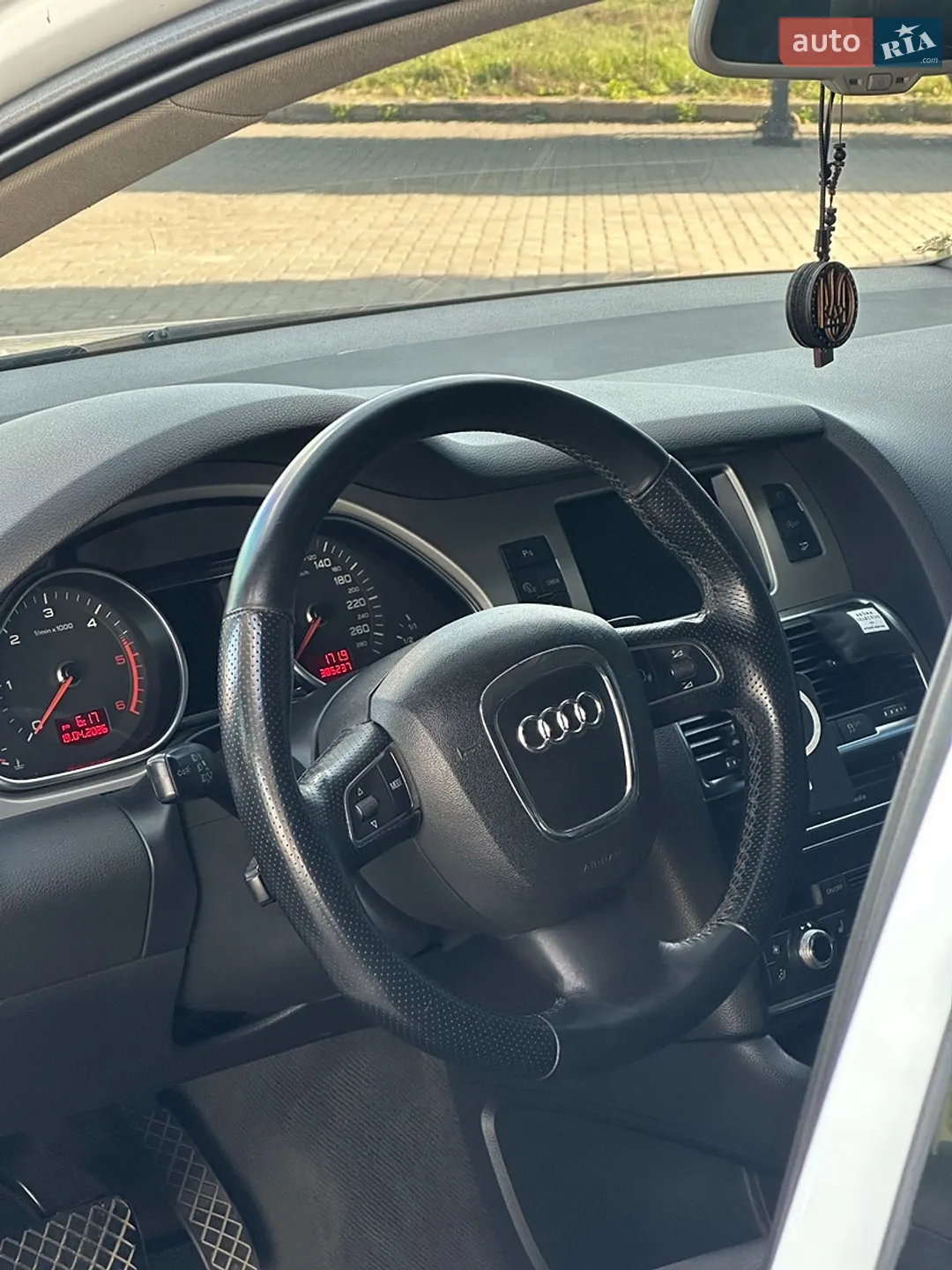 2010 Audi Q7 - мініатюра 15