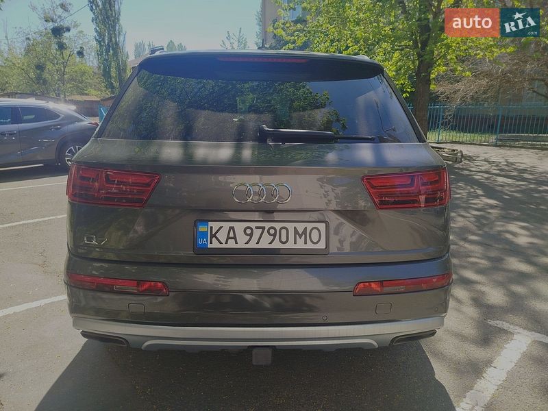 Внедорожник / Кроссовер Audi Q7 2018 в Киеве