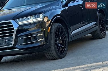 Внедорожник / Кроссовер Audi Q7 2017 в Сарнах