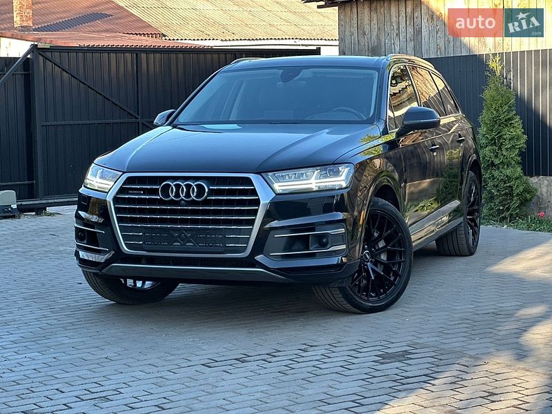 Внедорожник / Кроссовер Audi Q7 2017 в Сарнах