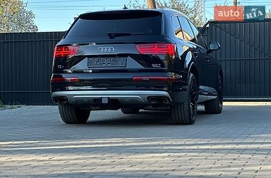 Внедорожник / Кроссовер Audi Q7 2017 в Сарнах