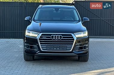Внедорожник / Кроссовер Audi Q7 2017 в Сарнах