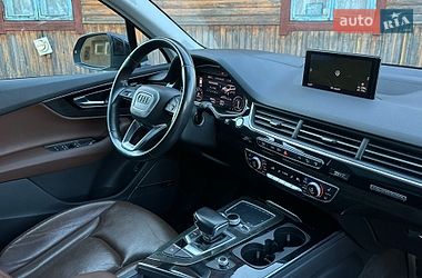 Внедорожник / Кроссовер Audi Q7 2017 в Сарнах