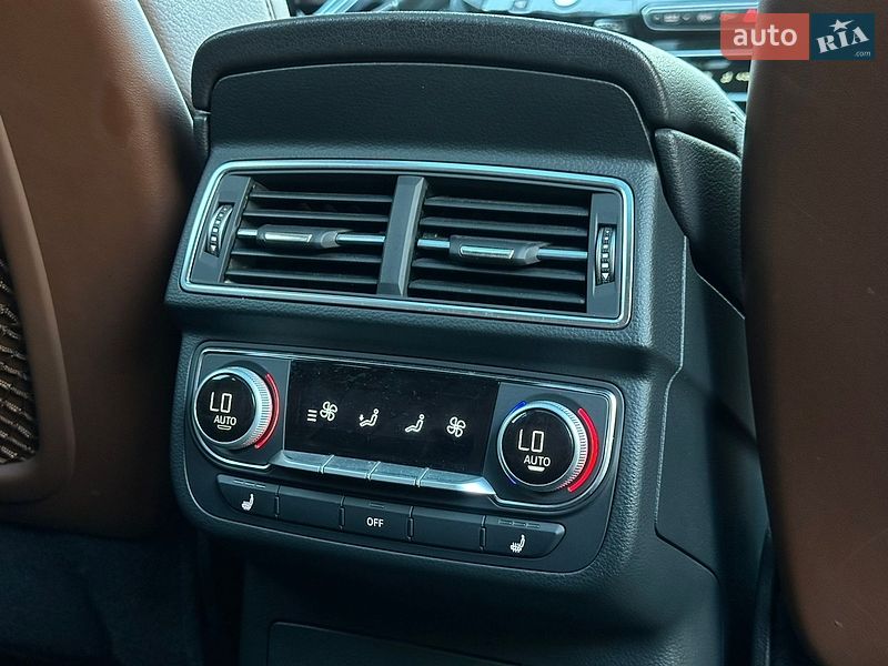 Внедорожник / Кроссовер Audi Q7 2017 в Сарнах
