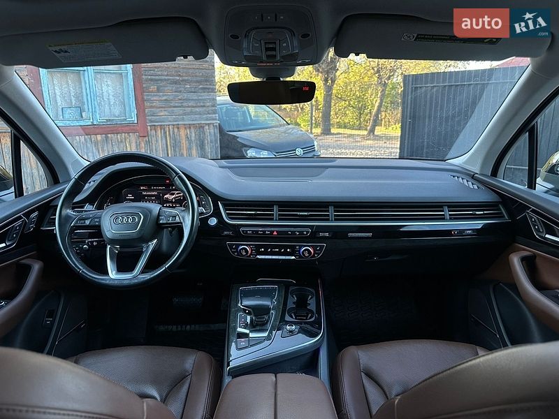 Внедорожник / Кроссовер Audi Q7 2017 в Сарнах