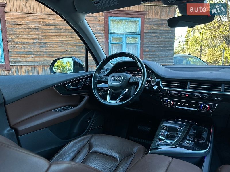 Внедорожник / Кроссовер Audi Q7 2017 в Сарнах