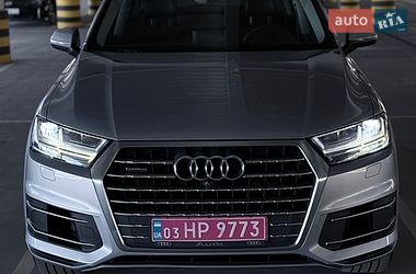 Внедорожник / Кроссовер Audi Q7 2018 в Киеве