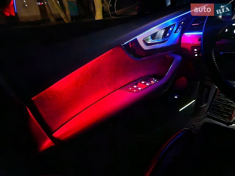 Внедорожник / Кроссовер Audi Q7 2016 в Каменец-Подольском
