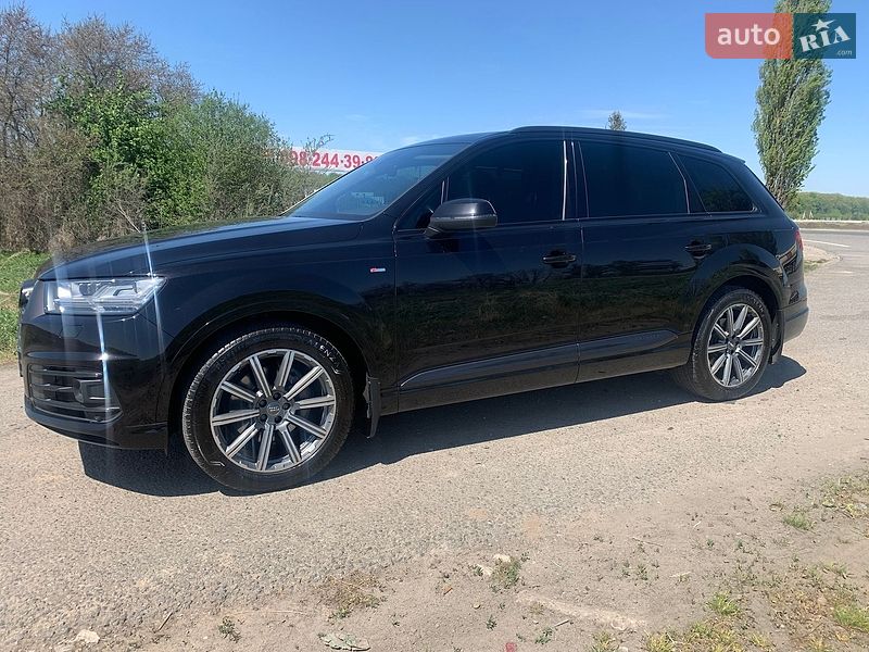 Внедорожник / Кроссовер Audi Q7 2017 в Львове