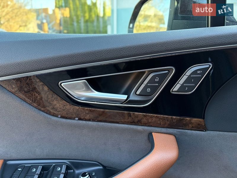 Внедорожник / Кроссовер Audi Q7 2018 в Луцке