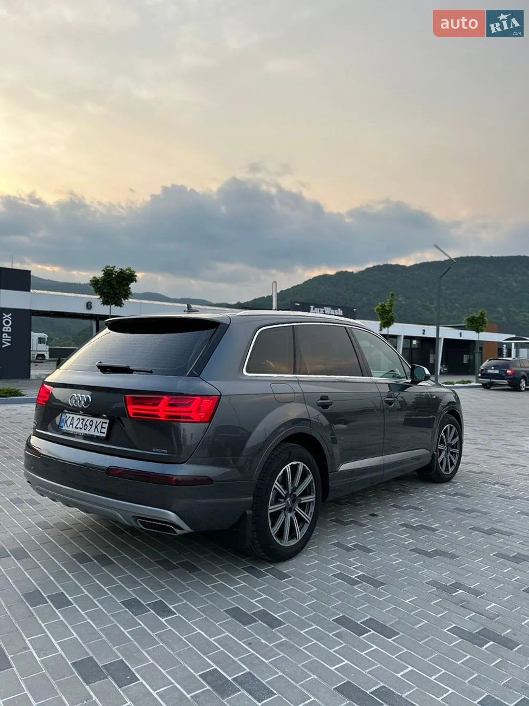2016 Audi Q7 - мініатюра 4