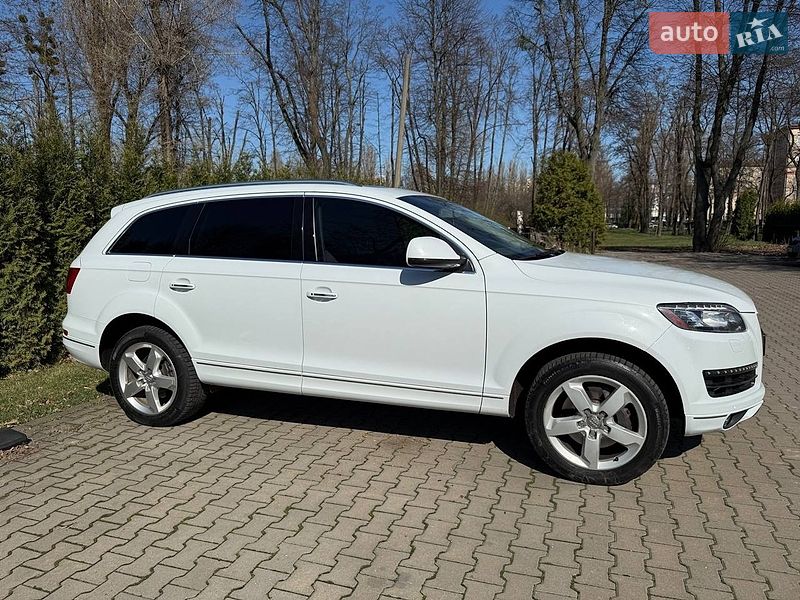 Внедорожник / Кроссовер Audi Q7 2013 в Киеве