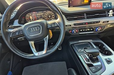 Позашляховик / Кросовер Audi Q7 2016 в Кам'янець-Подільському