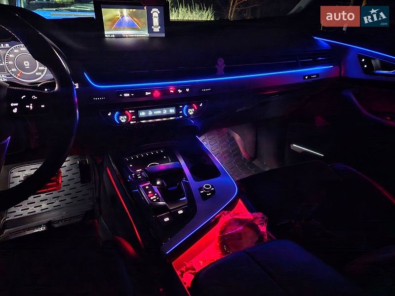 Позашляховик / Кросовер Audi Q7 2016 в Кам'янець-Подільському
