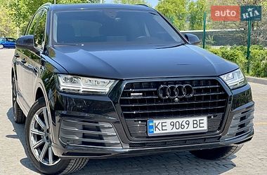 Внедорожник / Кроссовер Audi Q7 2018 в Каменском