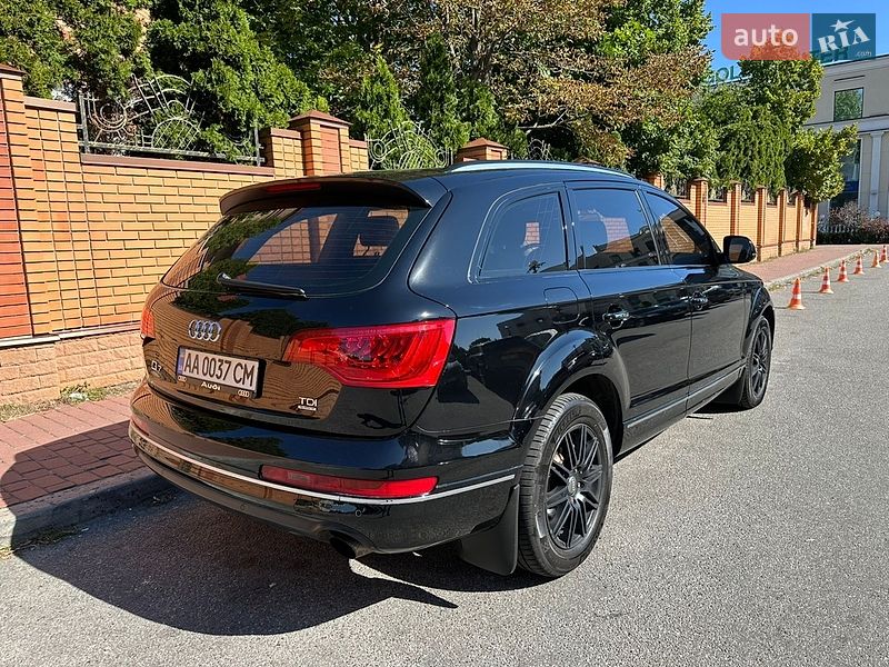 Внедорожник / Кроссовер Audi Q7 2011 в Киеве