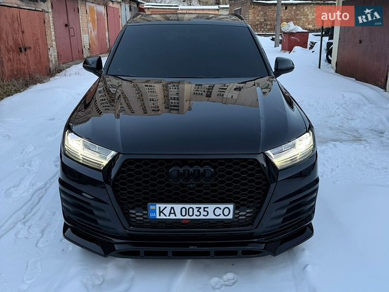 Внедорожник / Кроссовер Audi Q7 2018 в Киеве