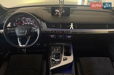 Внедорожник / Кроссовер Audi Q7 2016 в Хусте