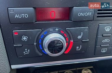 Внедорожник / Кроссовер Audi Q7 2010 в Киеве