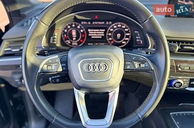 Внедорожник / Кроссовер Audi Q7 2017 в Ровно