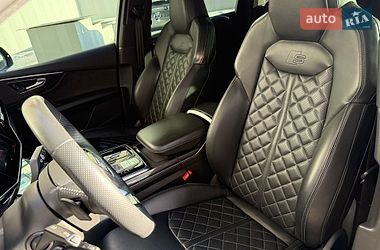 Внедорожник / Кроссовер Audi Q7 2020 в Киеве