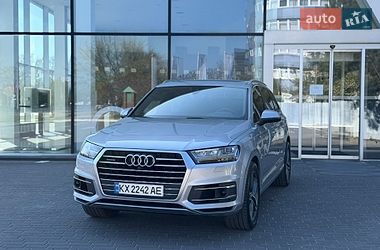 Внедорожник / Кроссовер Audi Q7 2017 в Харькове