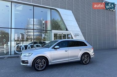 Внедорожник / Кроссовер Audi Q7 2017 в Харькове